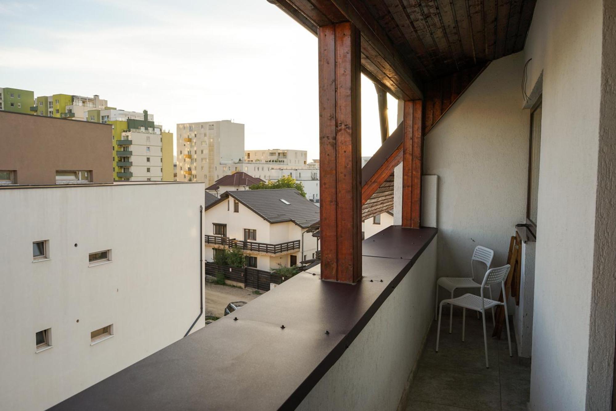 Mirandis Apartments - Comfort & Private Parking Near Coresi Mall Braşov Exterior foto