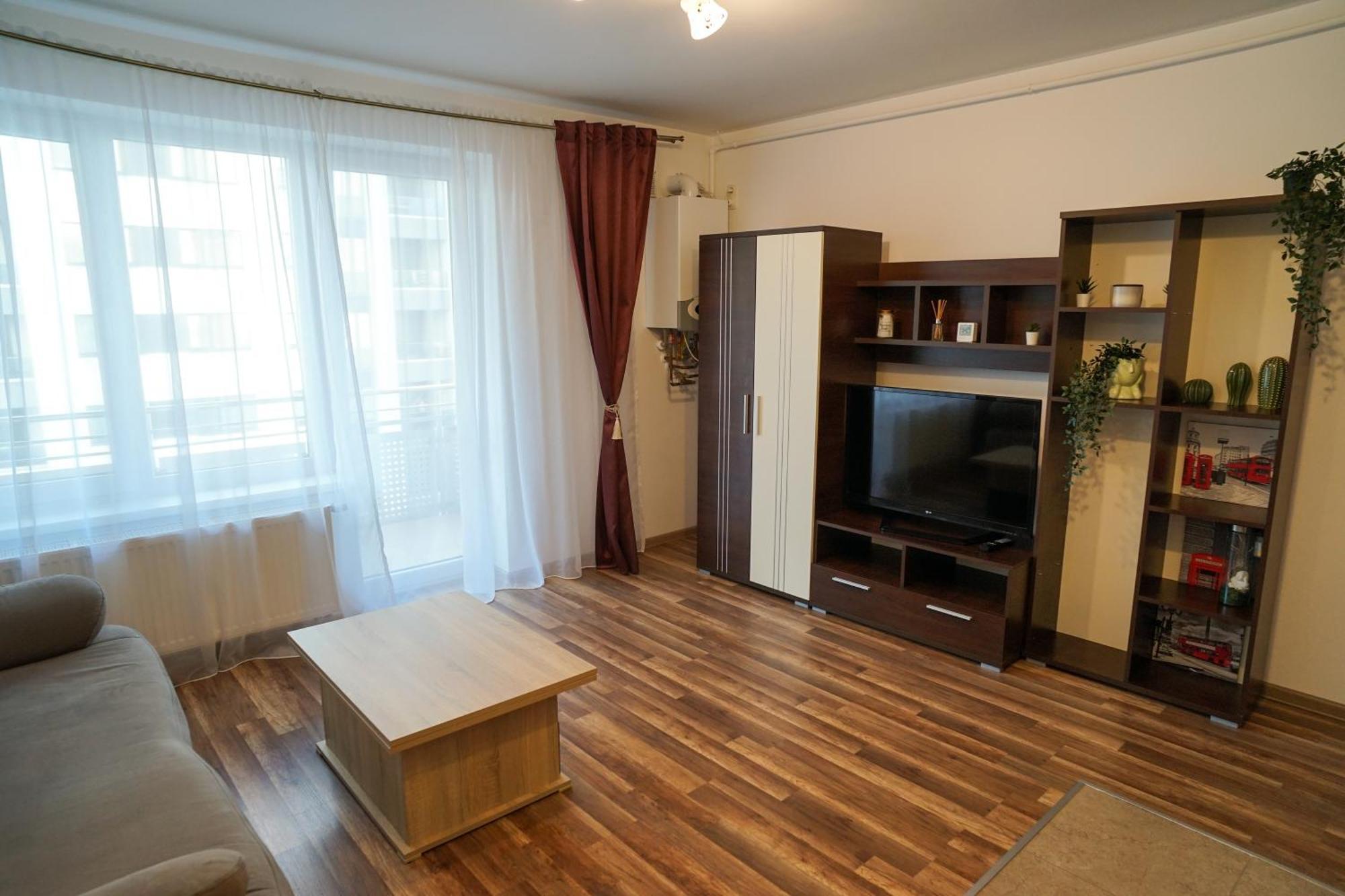 Mirandis Apartments - Comfort & Private Parking Near Coresi Mall Braşov Exterior foto