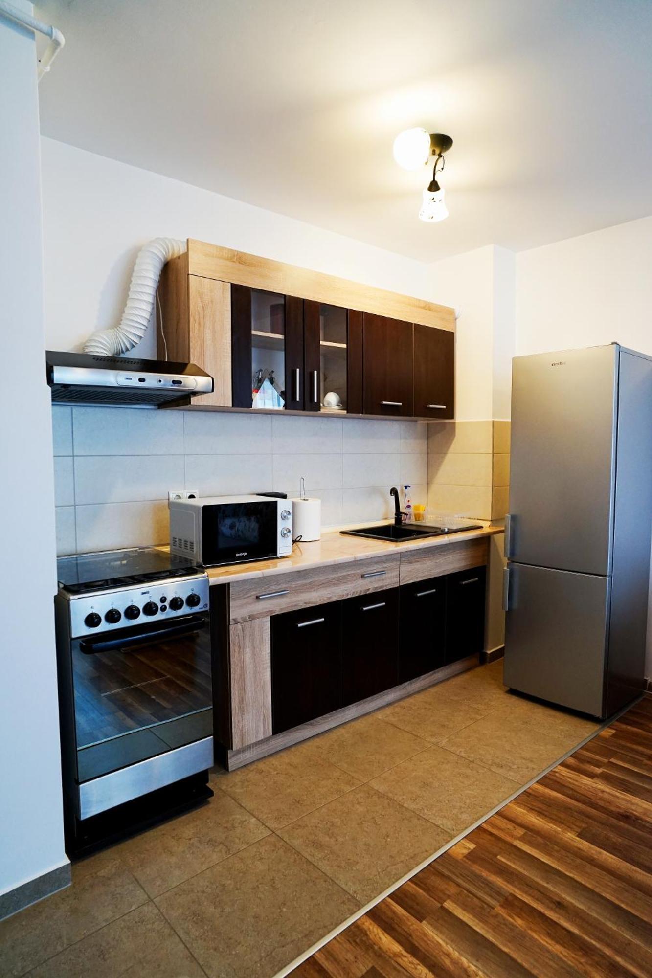 Mirandis Apartments - Comfort & Private Parking Near Coresi Mall Braşov Exterior foto